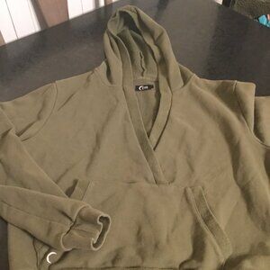 Zyia cropped hoodie size medium army green in color excellent used condition